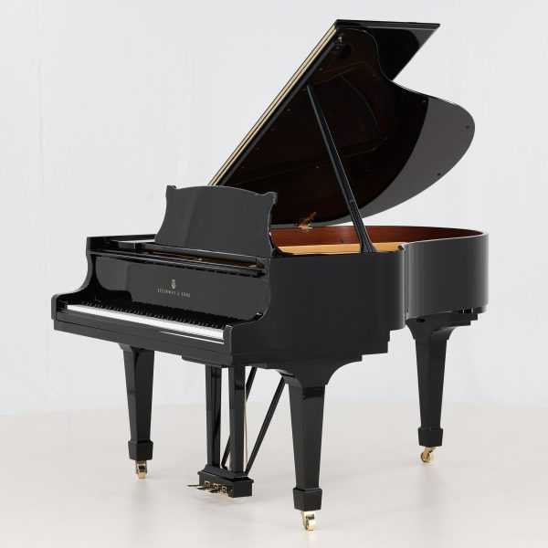 Steinway & Sons Model M Grand Piano - c2003