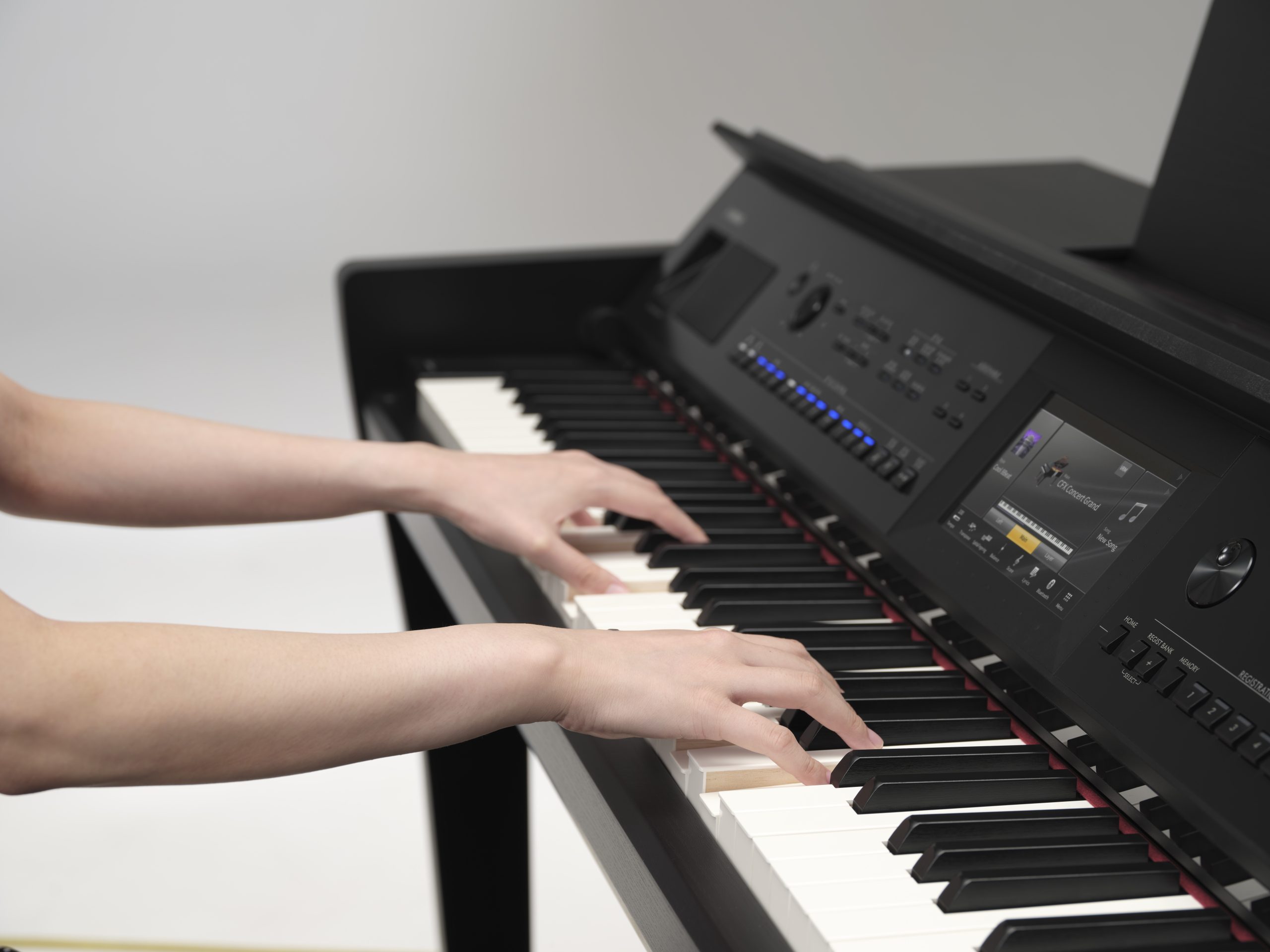Yamaha CVP 909 Digital Piano