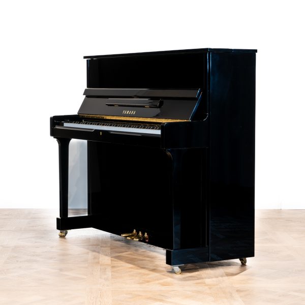 Yamaha SU-118 Upright Piano - c2009